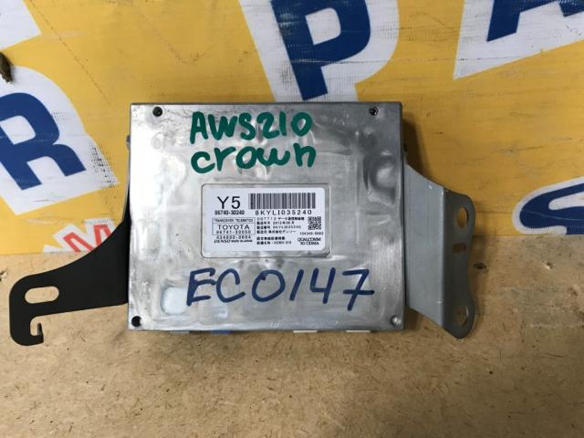 Блок EFI на TOYOTA CROWN AWS210