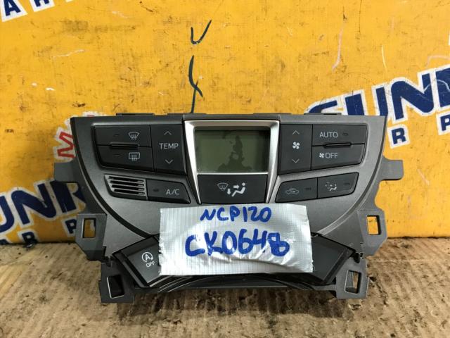Блок управления климат-контролем на TOYOTA RACTIS NCP120
