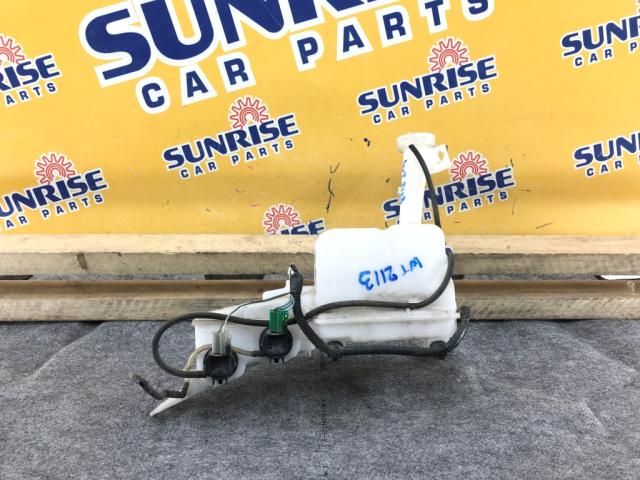 Бачок омывателя на DAIHATSU WAKE LA710S