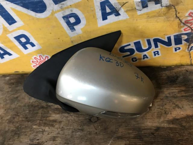 Зеркало на TOYOTA PASSO KGC30