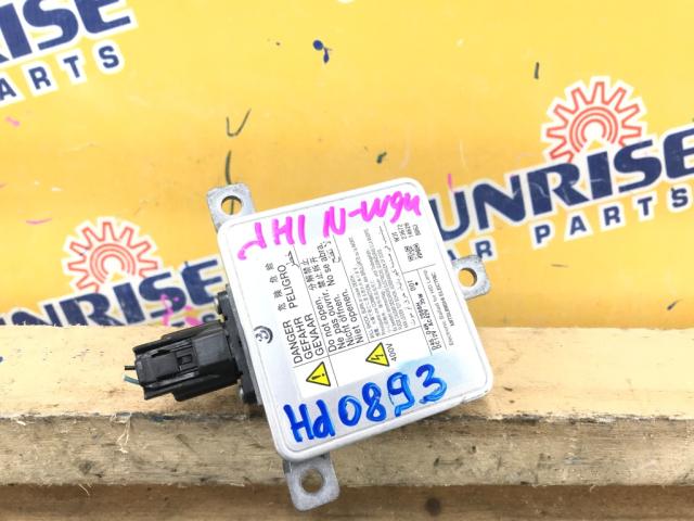 Блок розжига ксенона на HONDA N-WGN JH1