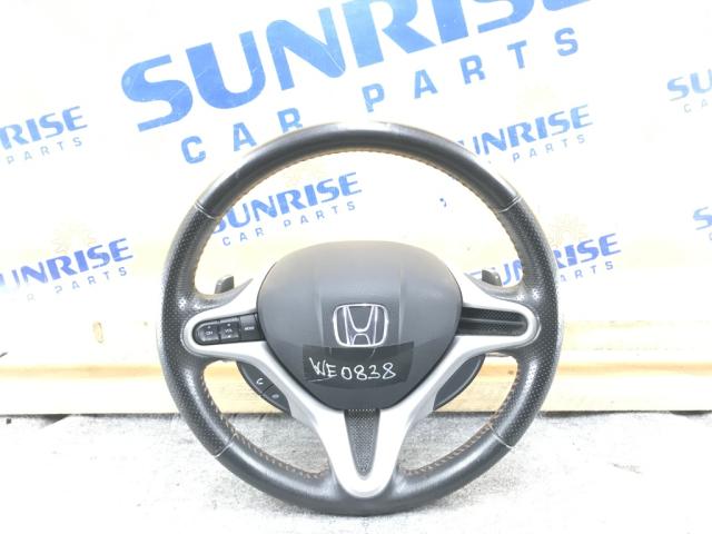 Руль на HONDA STREAM RN6