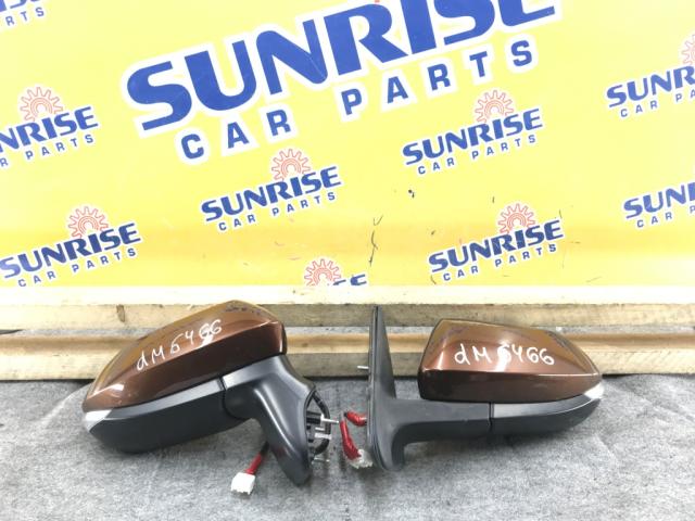 Зеркало на TOYOTA SPADE NCP145
