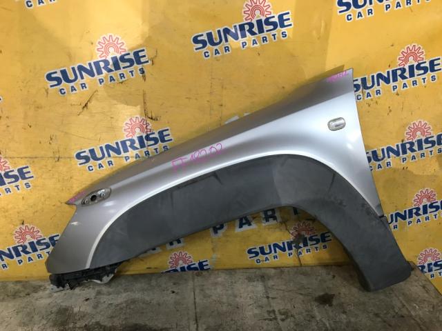 Крыло на TOYOTA HILUX SURF TRN210W