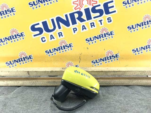 Зеркало на HONDA FIT GP5
